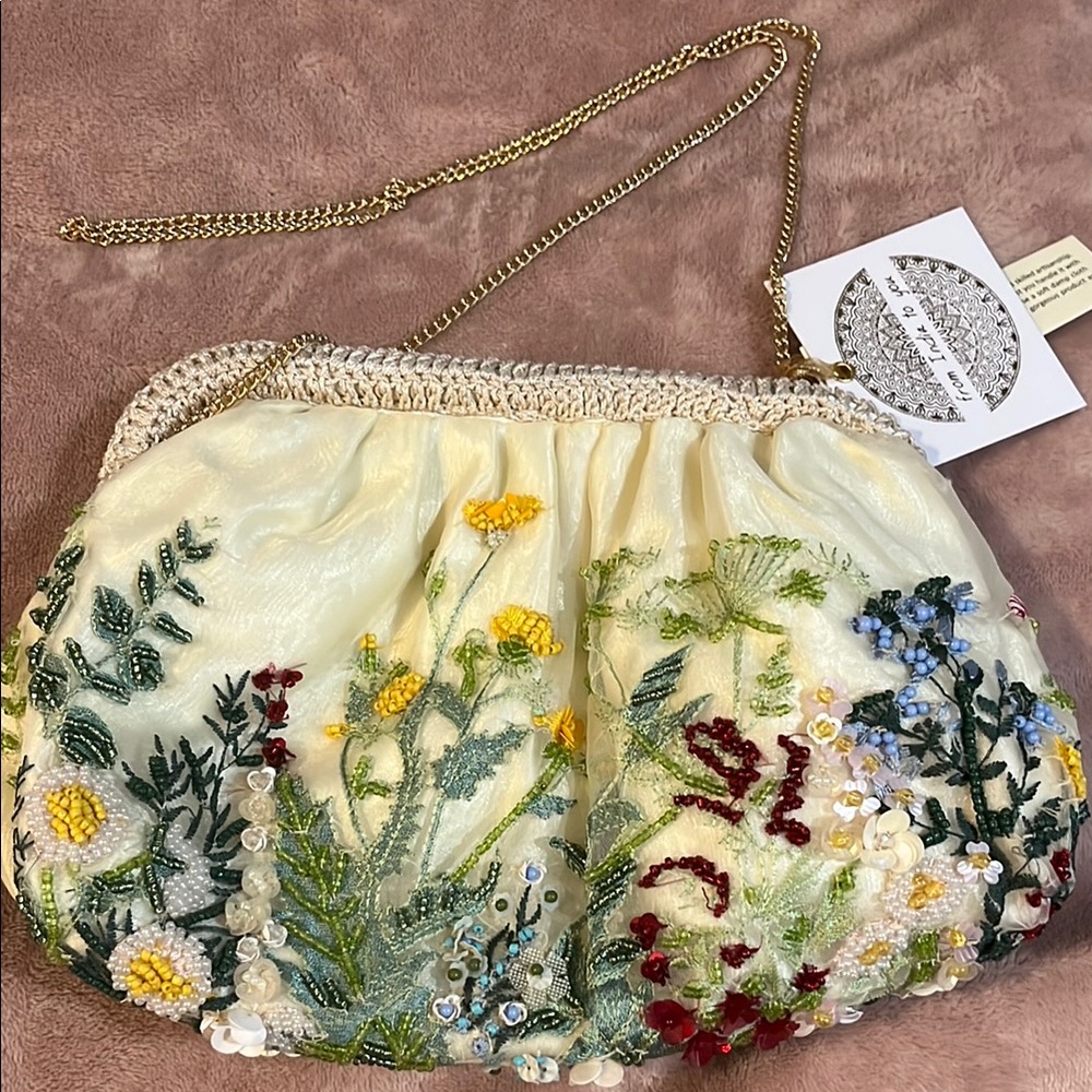 Floral Embroidered Cream Bag